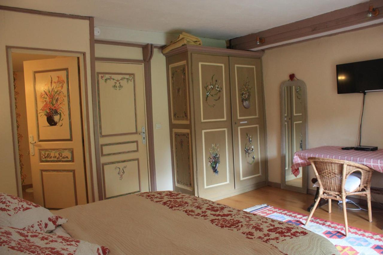 Bed and Breakfast La Clairiere Du Moulin Lepin-le-Lac Екстер'єр фото