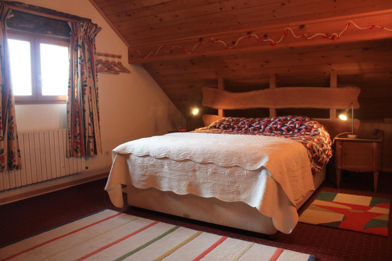 Bed and Breakfast La Clairiere Du Moulin Lepin-le-Lac Екстер'єр фото