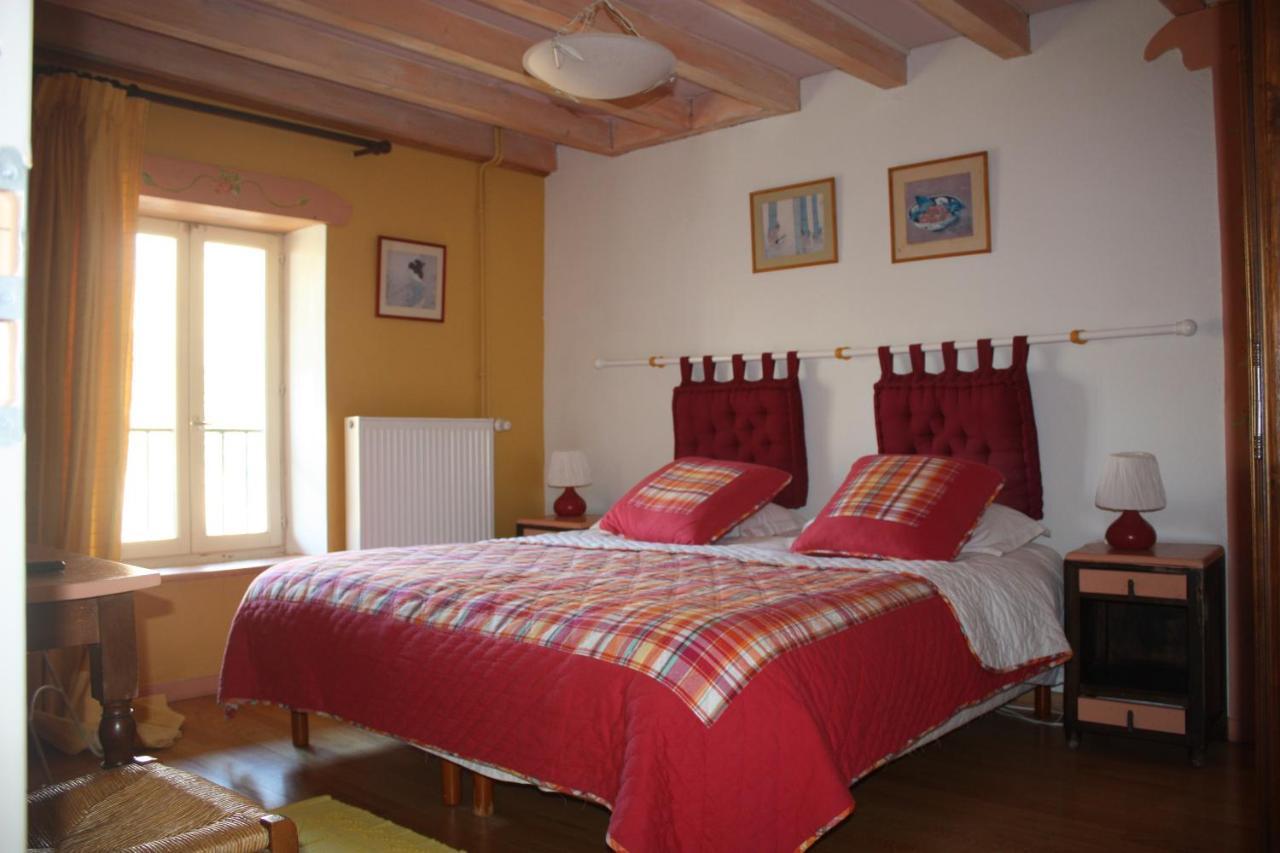 Bed and Breakfast La Clairiere Du Moulin Lepin-le-Lac Екстер'єр фото