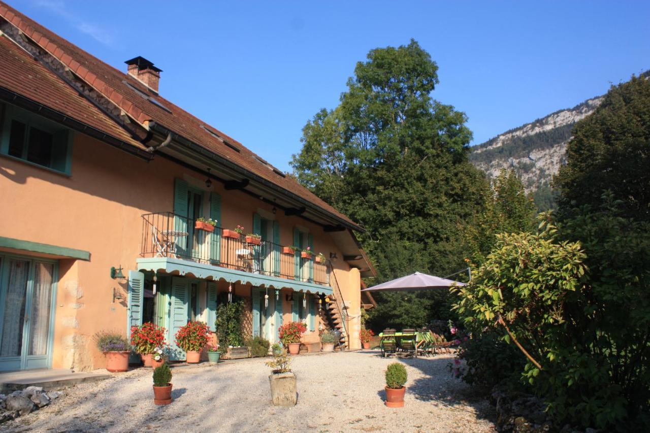 Bed and Breakfast La Clairiere Du Moulin Lepin-le-Lac Екстер'єр фото