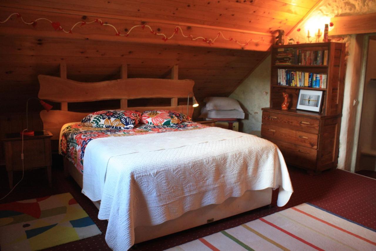Bed and Breakfast La Clairiere Du Moulin Lepin-le-Lac Екстер'єр фото