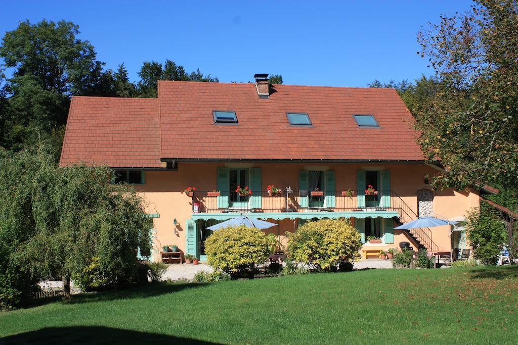 Bed and Breakfast La Clairiere Du Moulin Lepin-le-Lac Екстер'єр фото