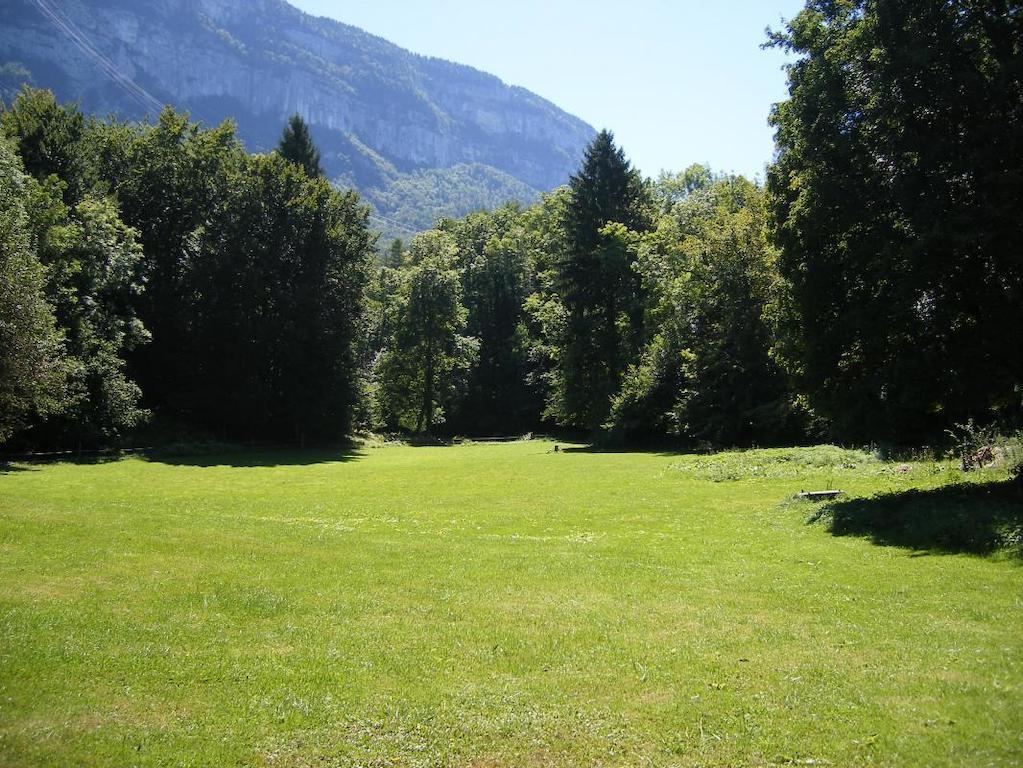 Bed and Breakfast La Clairiere Du Moulin Lepin-le-Lac Екстер'єр фото